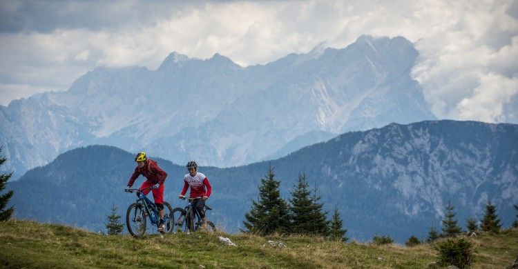 Camminate nel verde, relax e buon cibo a Tržič, meta perfetta per l’estate