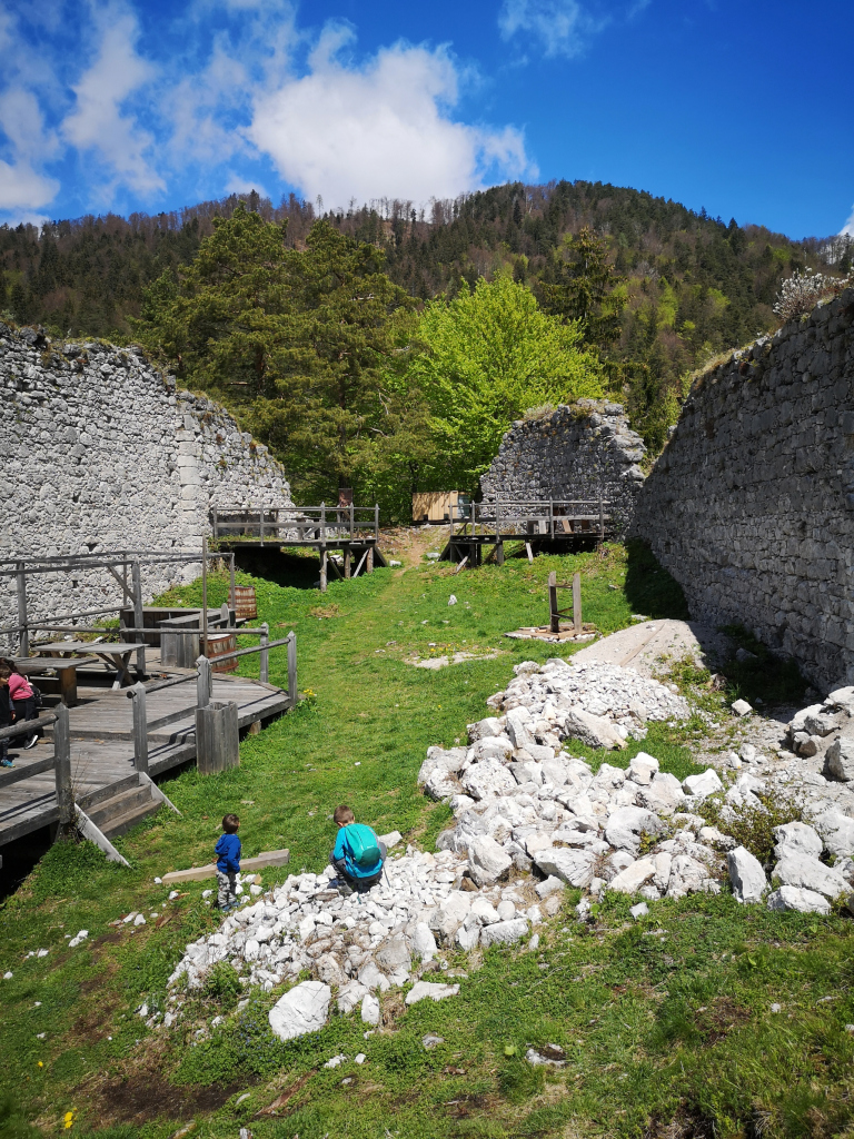 Ruševine