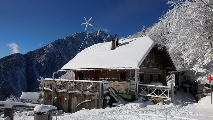 Koča na Ljubelju mountain hut